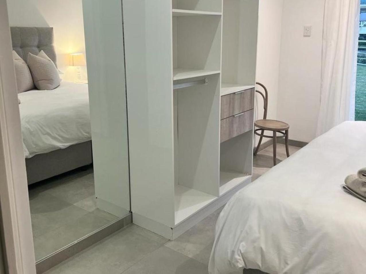 Kelly'S Beachfront Apartments Порт Алфред Стая снимка